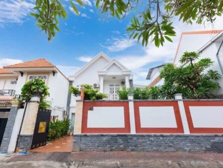 Homestay 4A Lạc Long Quân