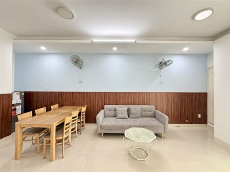 Căn Hộ 10O – View Phố – 3PN 5 Giường 2WC