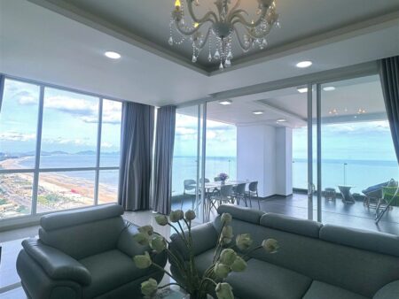 Penthouse 30B Oasky – 3PN 4 Giường 3WC – Diện Tích 300m²
