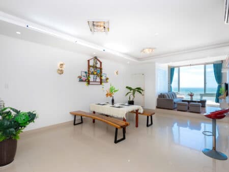 Căn Hộ 10G – View Biển & View Trung Tâm Thành Phố – 2PN 4 Giường 2WC